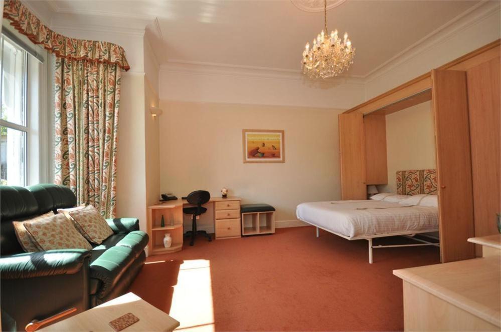 Thames View Apartments Staines-upon-Thames Eksteriør billede